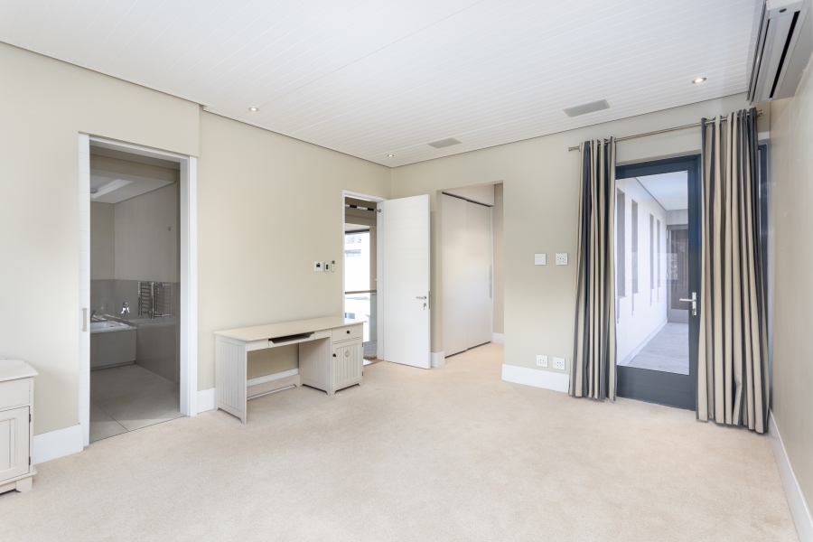 4 Bedroom Property for Sale in Pearl Valley at Val de Vie Western Cape
